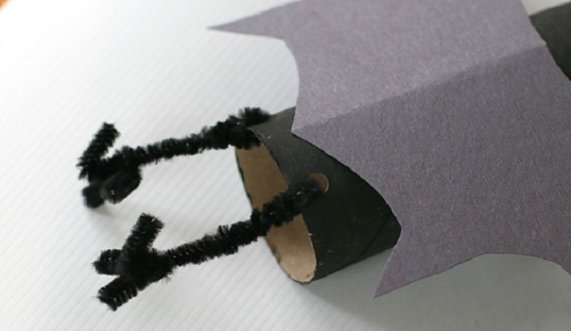 Летучая мышь из бумаги