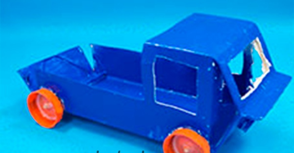 Машина из коробки Машина из коробки