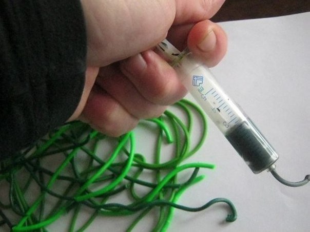 Пластилиновая живопись из шприца Пластилиновая живопись из шприца