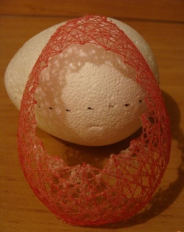 Нежные воздушные пасхальные яйца из ниток Нежные воздушные пасхальные яйца из ниток