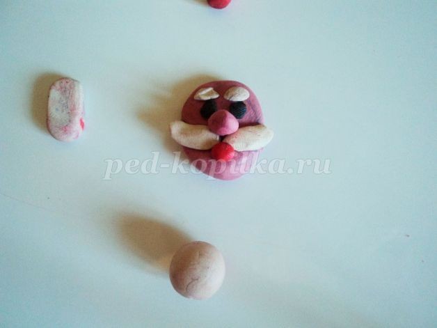 Дед Мороз из пластилина: часть 3 Дед Мороз из пластилина: часть 3