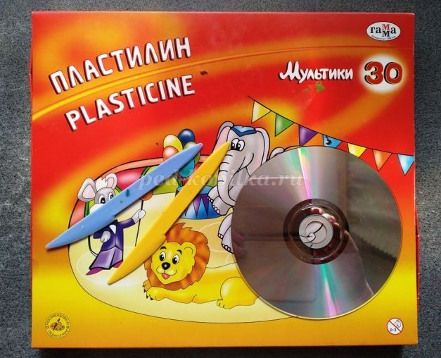 Пластилинография на диске: зайчик, часть 1