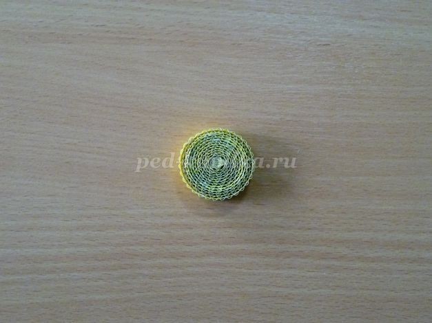 Мышка из гофрированного картона в технике квиллинг: часть 1