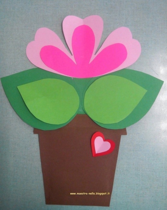 Цветочек в горшке