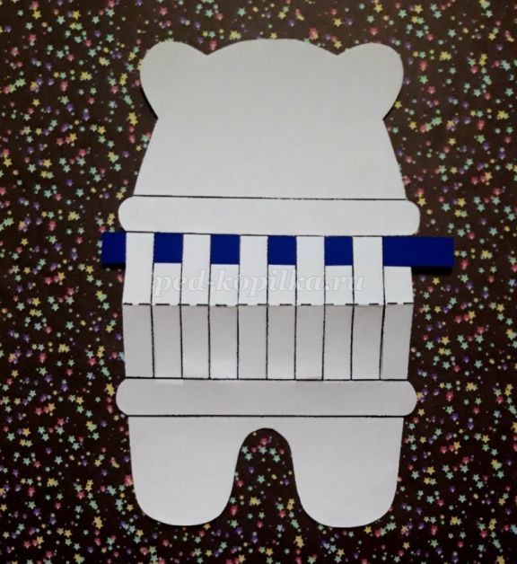 Изготовление аппликации методом прямого плетения из полосок бумаги: часть 1 Изготовление аппликации методом прямого плетения из полосок бумаги: часть 1