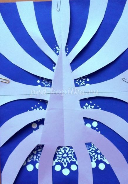 ​Рисуем невероятно красивую ёлочку белую на синем фоне: часть 6