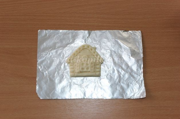 Делаем с детьми магнит на холодильник из солёного теста Делаем с детьми магнит на холодильник из солёного теста