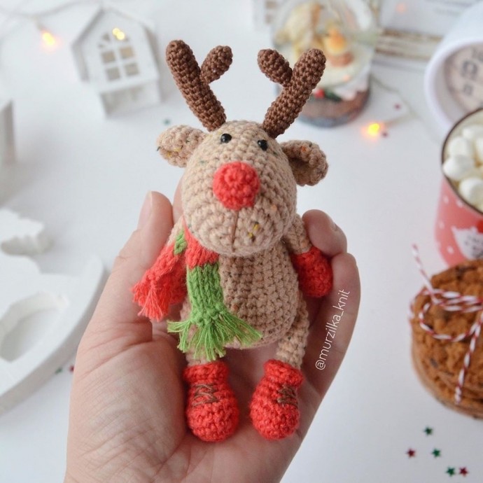 Олененок из пряжи