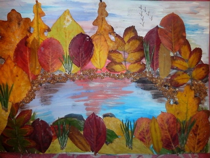 Атмосферные картины из осенних листьев Атмосферные картины из осенних листьев