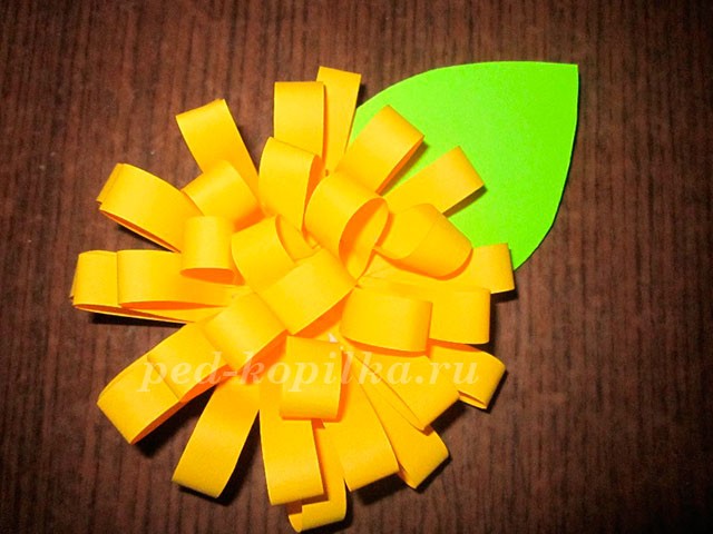 Цветы из бумажных полосок Цветы из бумажных полосок