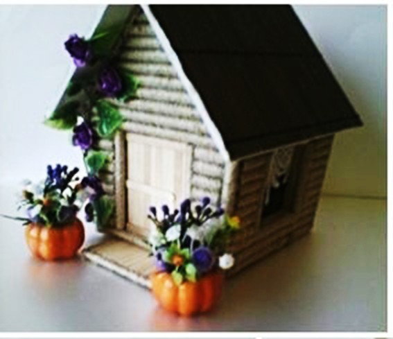 ​Имитация деревянного домика