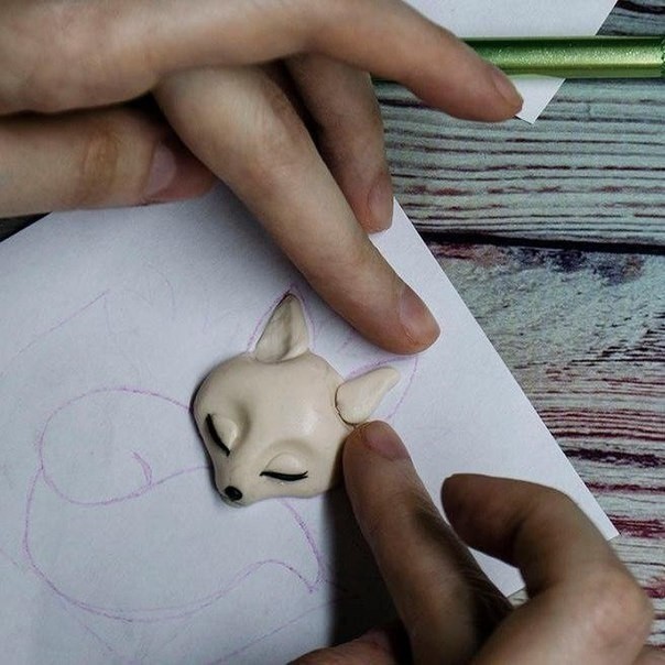 Лепим красивую лисичку