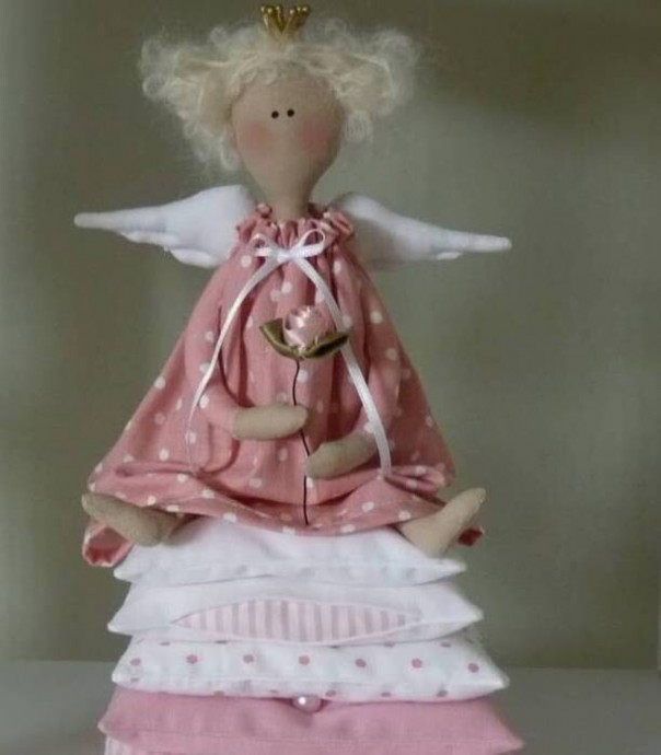 ​Шьем с детьми куколку тильду ангелочка
