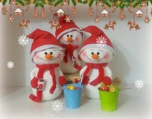 Снеговик из пряжи Снеговик из пряжи