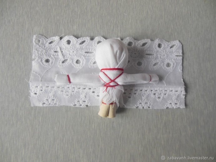 Кукла-оберег на пуговке Кукла-оберег на пуговке