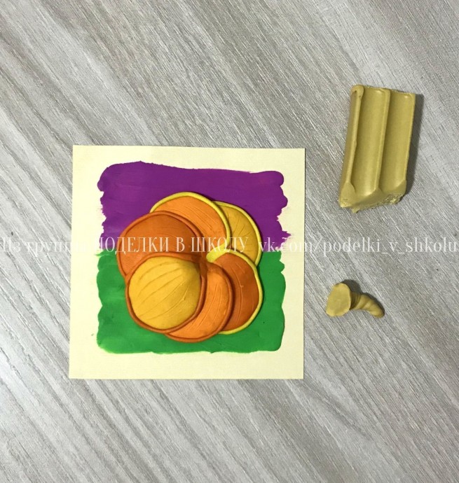 ​Осенние поделки: пластилиновая аппликация "Тыква"