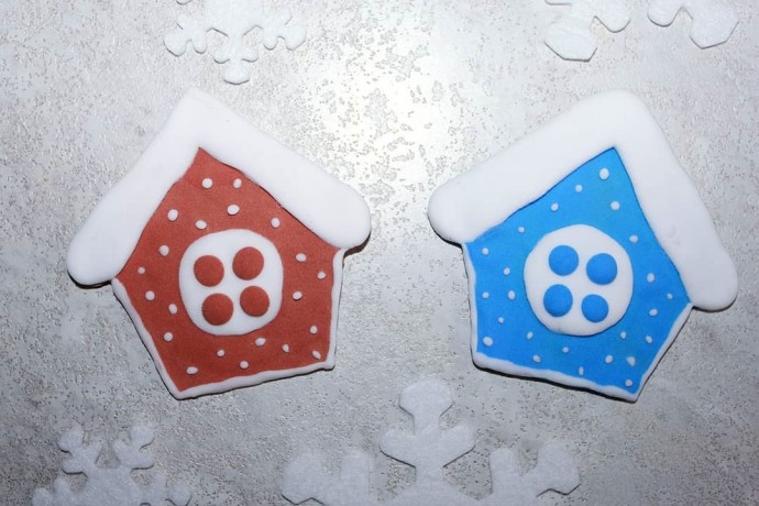 Домики из пластилина и картона