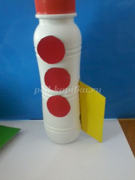 Ракета из бросового материала Ракета из бросового материала