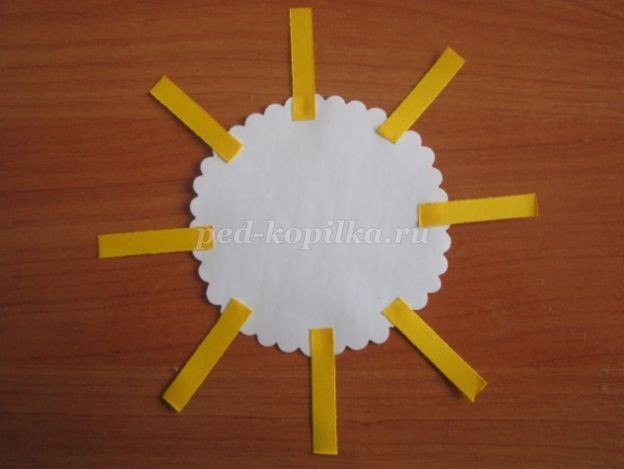 Солнышко из бумаги