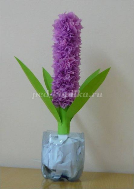 Гиацинты из креповой бумаги Гиацинты из креповой бумаги