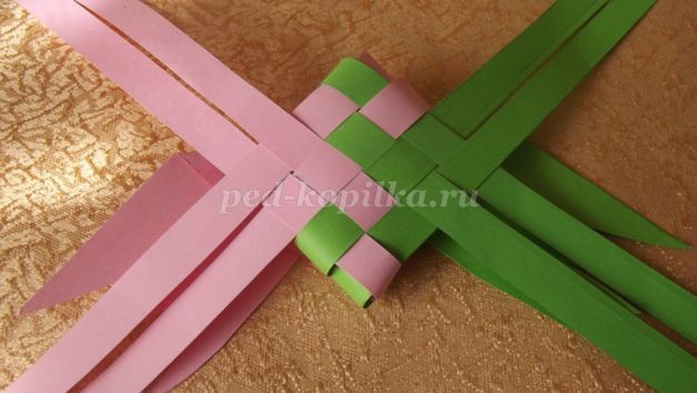 ​Плетение птички из бумаги: мастер-класс, часть 2