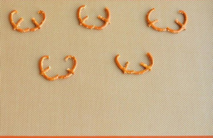 Вкусная поделка для праздничного стола Вкусная поделка для праздничного стола