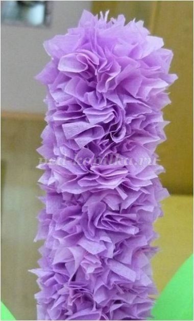 Гиацинты из креповой бумаги Гиацинты из креповой бумаги