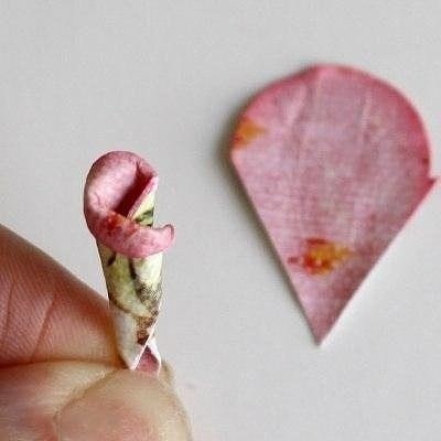 Оформленная розочками рамочка