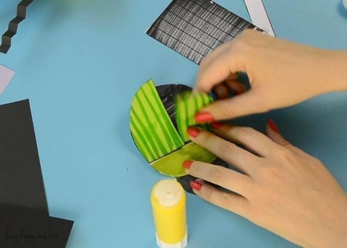 Бумажные игрушки-букашки Бумажные игрушки-букашки