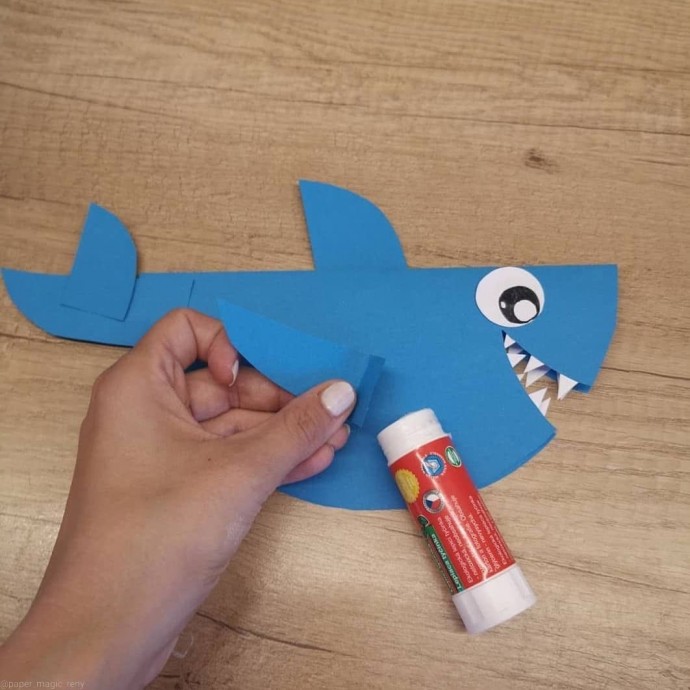 Акула из бумаги