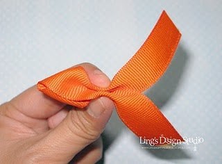 Рыбка из репсовой ленты Рыбка из репсовой ленты