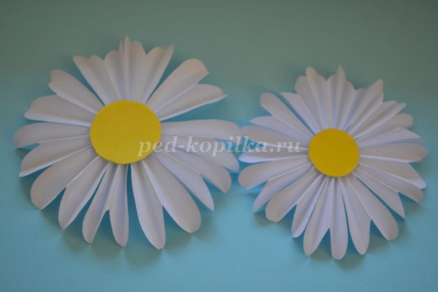 Венок с цветами из бумаги: часть 2 Венок с цветами из бумаги: часть 2