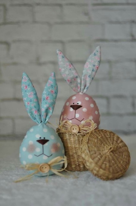 Простейшие кролики из ткани для самых маленьких Простейшие кролики из ткани для самых маленьких