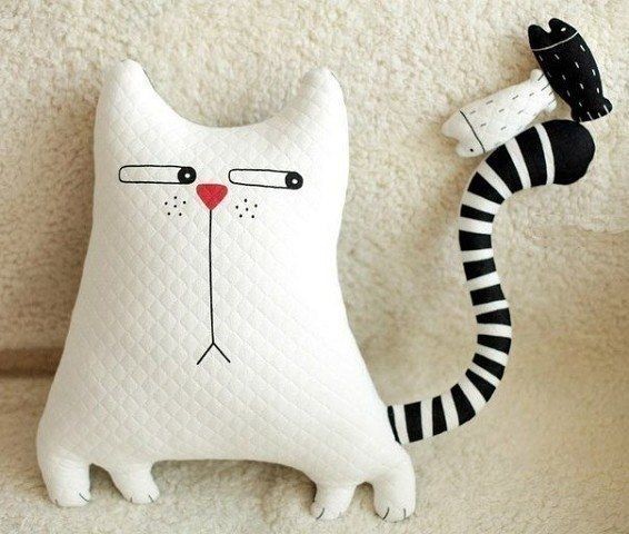 Шьём мягкую игрушку в виде кота Шьём мягкую игрушку в виде кота