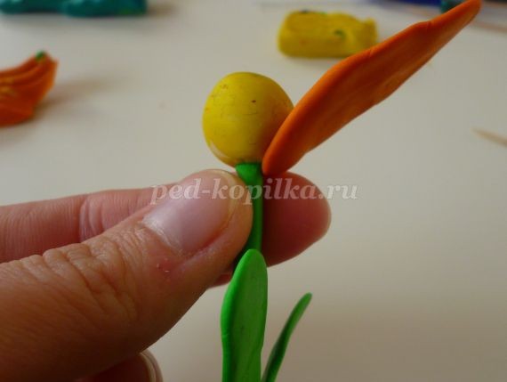 Декоративная вазочка с цветком: часть 2