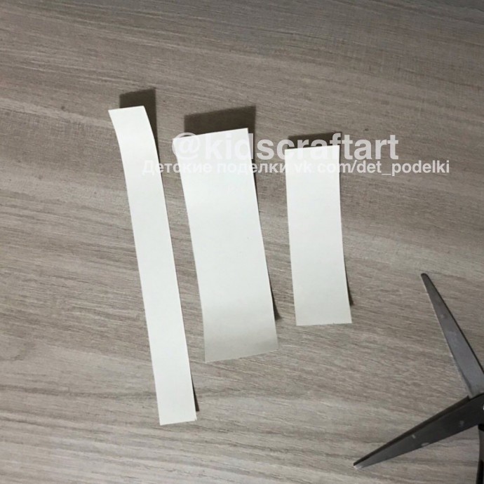 Космонавт в открытом космосе Космонавт в открытом космосе