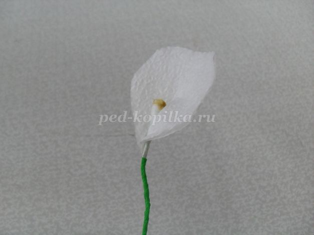 Подснежник из салфеток