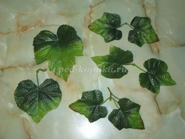 Рамка для фотографий детскими руками: часть 3