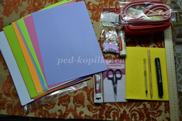 ​Цыплёнок на лужайке: часть 1