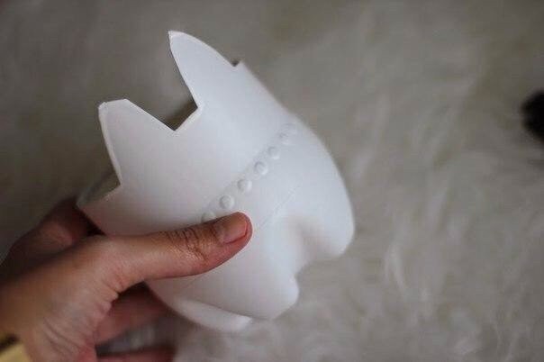 Горшок детскими руками из пластиковой бутылки Горшок детскими руками из пластиковой бутылки