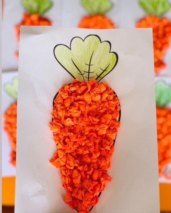 Морковка из скомканных салфеток Морковка из скомканных салфеток