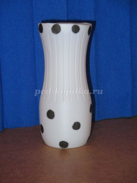 Тюльпаны из яичных ячеек своими руками: мастер-класс, часть 3 Тюльпаны из яичных ячеек своими руками: мастер-класс, часть 3