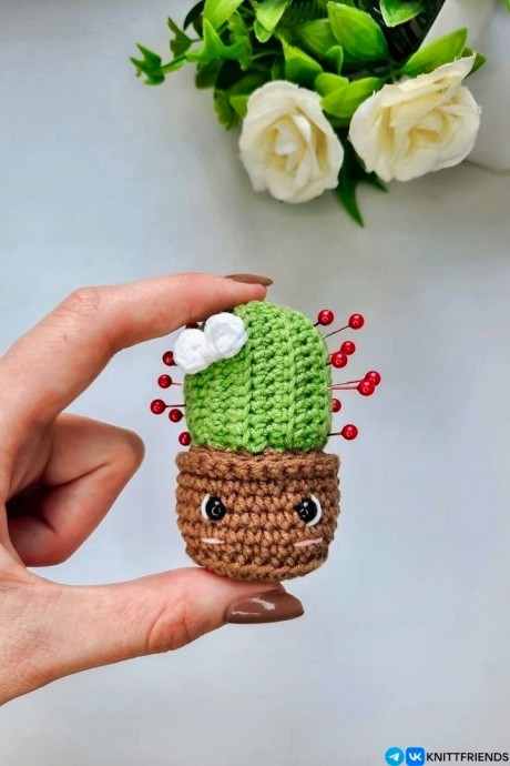 Кактусик крючком Кактусик крючком