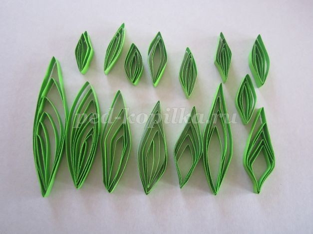 Картина в технике квиллинг в подарок маме: часть 3