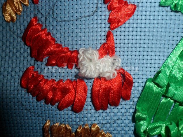 Вышиваем с детьми панно "Со старым Новым годом": часть 2 Вышиваем с детьми панно "Со старым Новым годом": часть 2