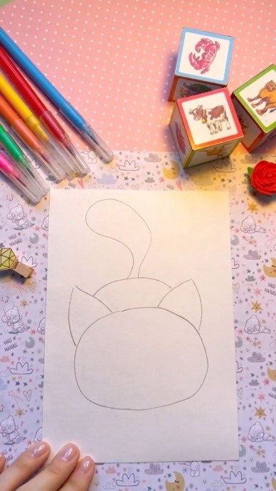 Рисуем котенка с клубочками Рисуем котенка с клубочками