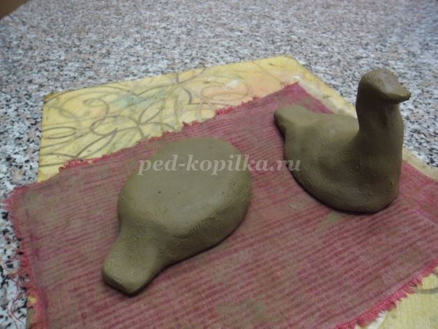 Шкатулка "Утица" из глины детскими руками: часть 2