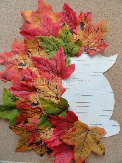 Аппликация с использованием природного материала: ёж в дороге Аппликация с использованием природного материала: ёж в дороге