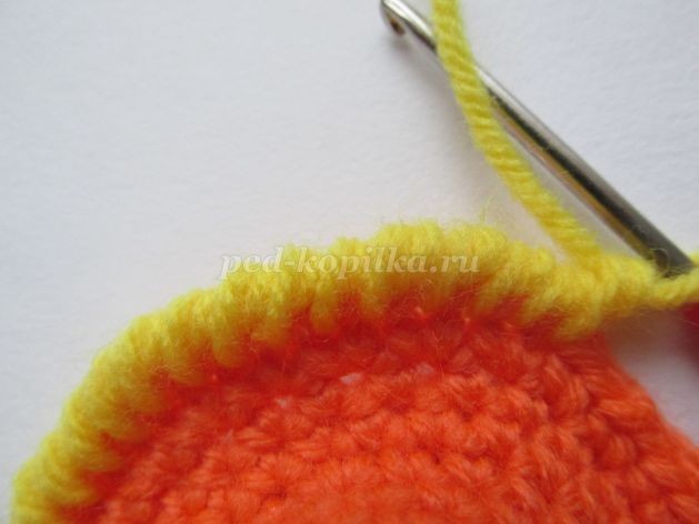 Ёлочная игрушка-колокольчик крючком Ёлочная игрушка-колокольчик крючком