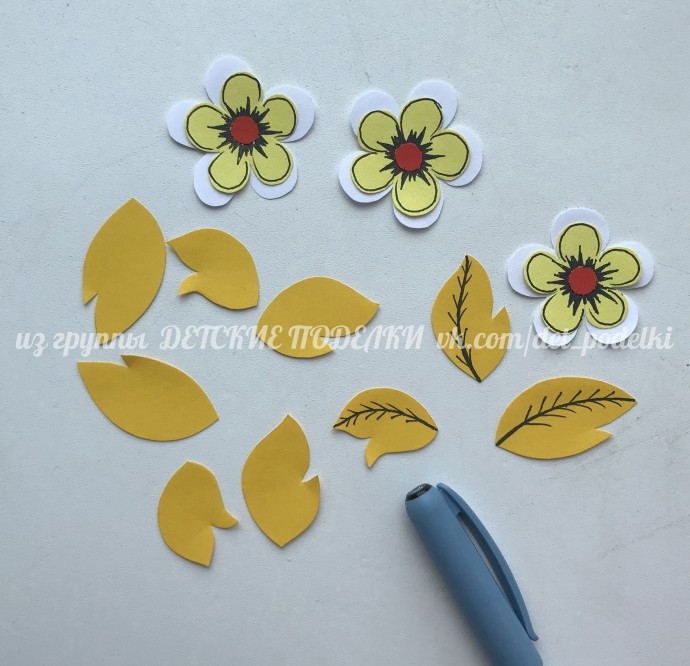 ​Клубнички в стиле хохломы